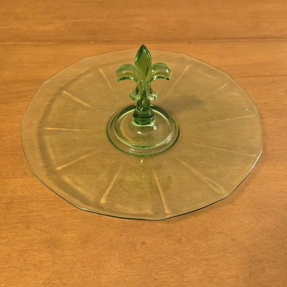 Vintage Fostoria Green Uranium Glass Serving Tray W/ Fleur De Lis Handle